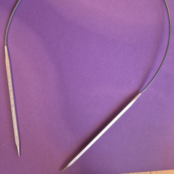 Kollage Square tipped circular knitting needles --Two pairs- Size 8 and Size 3 - Picture 2 of 6